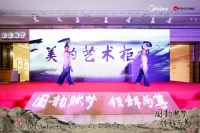 美的空調(diào)X陽光集團(tuán)：全球首發(fā)美的空調(diào)藝術(shù)柜機(jī)風(fēng)語者II