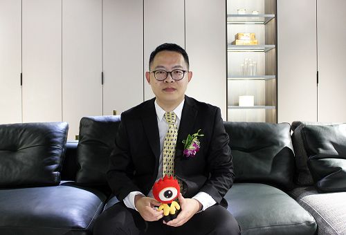 名雕家装事业部副总经理徐成东先生