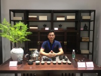 观山揽月&东莞展 | 走多渠道发展路线