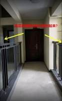 高層邊戶竟然私自封連廊，物業(yè)勒令拆除，中間戶：自私又自利
