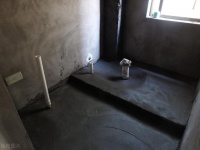 為什么說衛(wèi)生間墻面不能做防水，做防水貼了磚會掉？要怎么做？