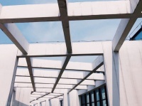 阳光房别再用玻璃的了，换成这种新型材料耐力更强，隔热提升25%