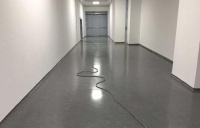 越來(lái)越多人家里不鋪瓷磚了，現(xiàn)在都全屋鋪水泥地，真的太聰明了！