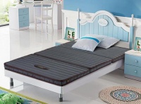 孩子身高发育期，需要一张保护脊椎的床垫