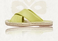 热风凉鞋质量怎么样？千篇一“绿”的夏天我被TA圈粉了！