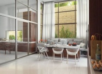 飘窗窗帘是靠墙好，还是靠窗好？