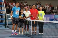 桥牌+网球+羽毛球！业之峰玩转体育营销