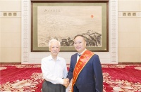 其邦窗业 一生事业：专注别墅门窗 荣誉见证辉煌