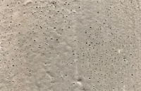 头很大！做好的防水，有好多针孔？