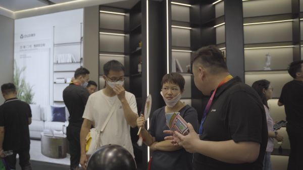 奧華王海波：頂墻門柜 整家新定制 無(wú)醛生活 用心筑愛(ài)