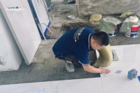 用手艺创造美好，让交付变得简单，简一瓦工用心铺好每一块砖