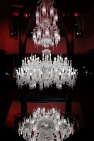 光耀奇境 华丽揭幕 连卡佛独家呈现Baccarat巴卡拉Tuzla 及“臻于型 奢于心”限...