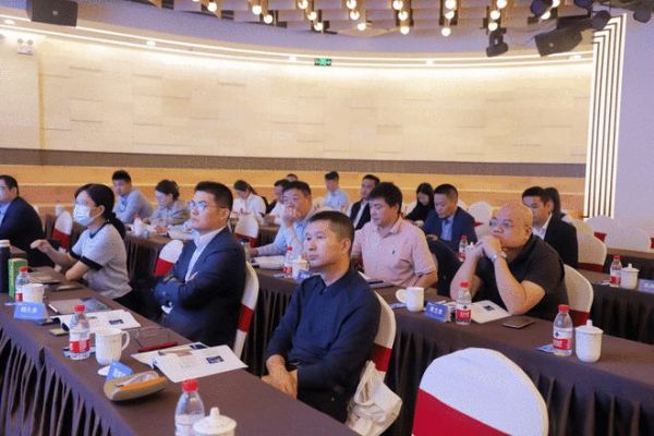 蘇州大學高級工商管理研修班走進德爾