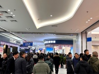 居然之家内江店创造行业招商奇迹，开业现场人潮如织盛况空前