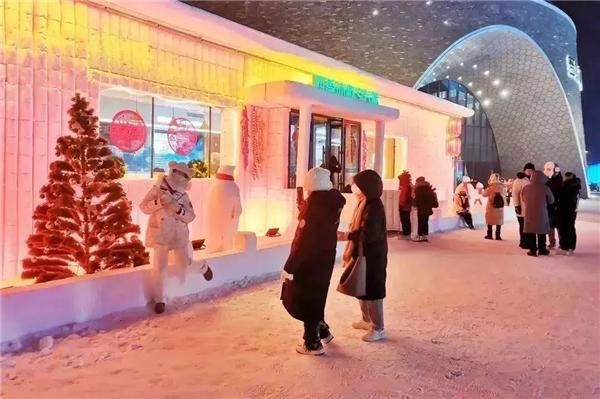 溫暖讓快樂翻倍 探秘哈爾濱冰雪大世界四季沐歌空氣能體驗館