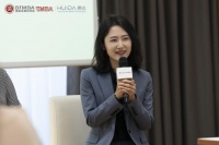 展現(xiàn)“她”力量！惠達(dá)衛(wèi)浴王佳參加“女性企業(yè)家的成長(zhǎng)與傳承”圓桌論壇
