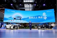 机圈造车成趋势？不妨先看看华为版传祺M8！