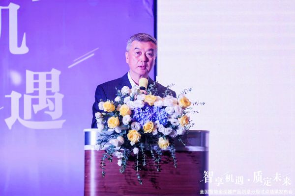上海市市場(chǎng)監(jiān)管局副局長(zhǎng)何渡