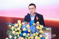 欧派家居集团公告：周宇辞去公司董事、总裁助理职务，张秀珠接任