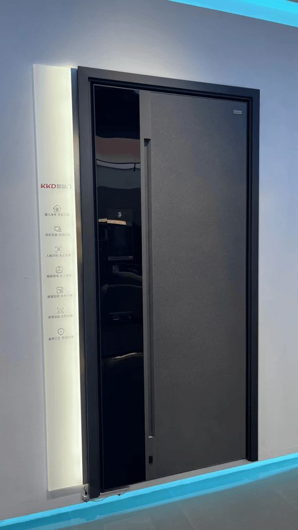 金凯德智慧门与小米SU7的完美融合