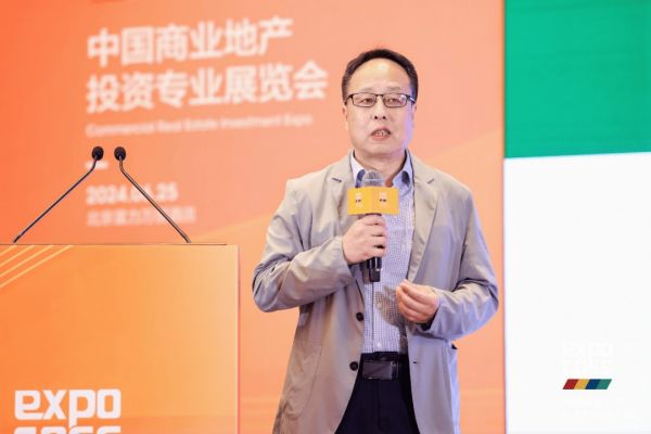 英策產(chǎn)業(yè)機構(gòu)首席專家閻立忠