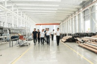 严一集团接待河北华中房地产精英团队来访并展开深入交流