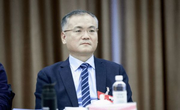 房地產(chǎn)導(dǎo)師馮侖先生與全國知名企業(yè)家拜文匯先生蒞臨鴻鵠中國考察指導(dǎo)！