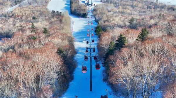 四季沐歌空氣能亞布力滑雪場溫暖驛站正式開館