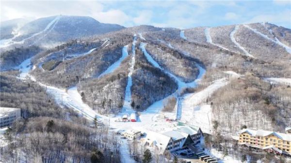 四季沐歌空氣能亞布力滑雪場溫暖驛站正式開館