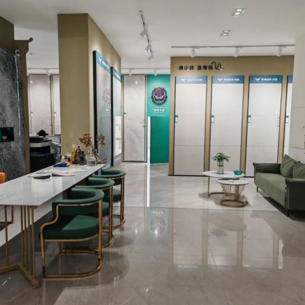 粵強瓷磚銀川旗艦店內(nèi)部空間層次