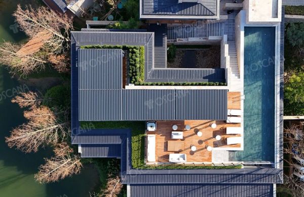 Electric Tilting Louvers in Action