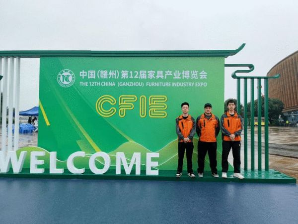 奇兵到家在第12屆中國(guó)(贛州)家具產(chǎn)品博覽會(huì)上的展示
