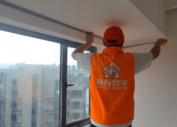 家居商家與奇兵到家工作人員交流