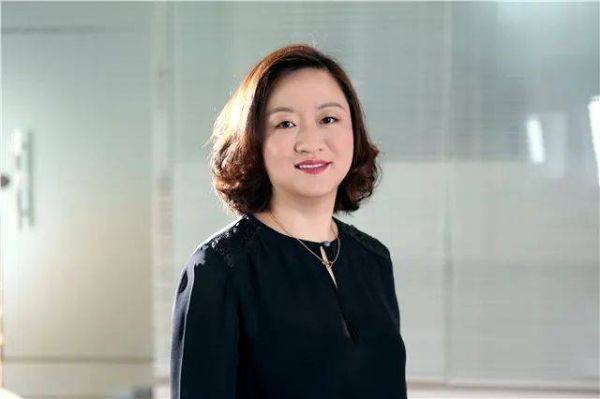 閆佳加入棲息地