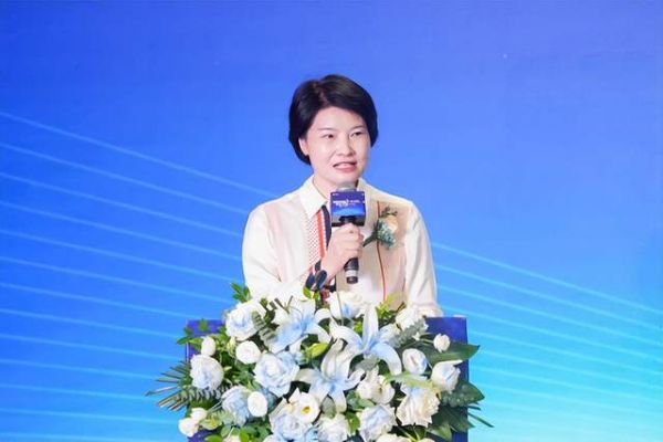 贾华琴会长致辞