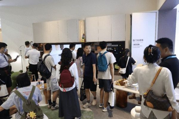 米蘭納家居經(jīng)銷商政策展示圖