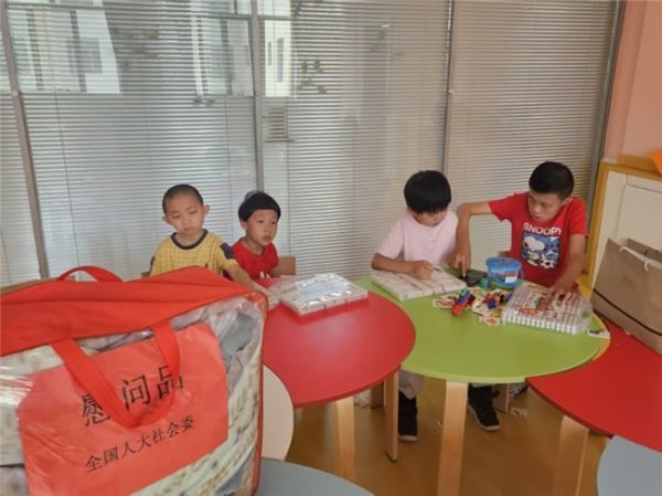 京东为乌兰察布残疾康复中心捐助的物资