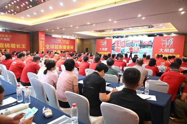 大角鹿讲师团队解析工厂直卖仓价值逻辑