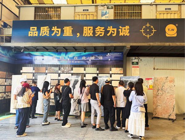 新品展示