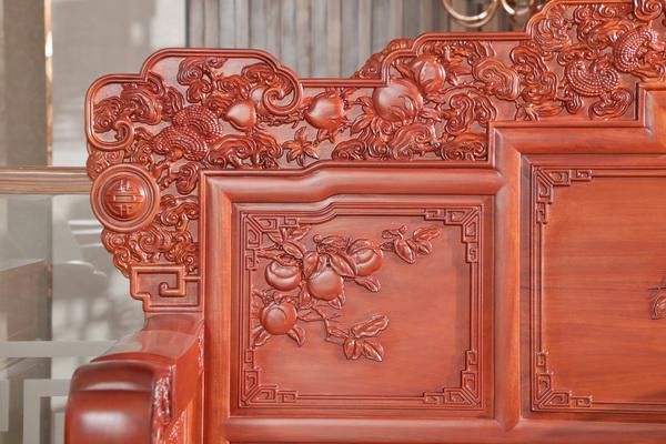 Li Zhongxin Mahogany 