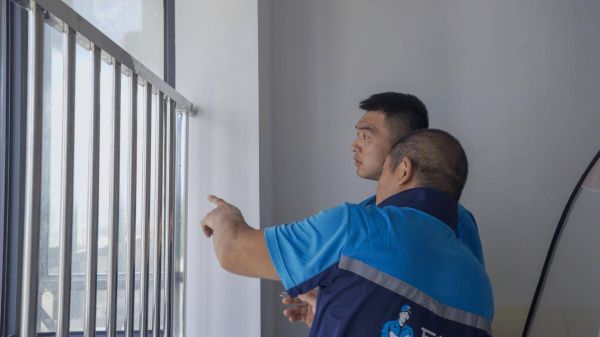 盛师傅现场解决问题