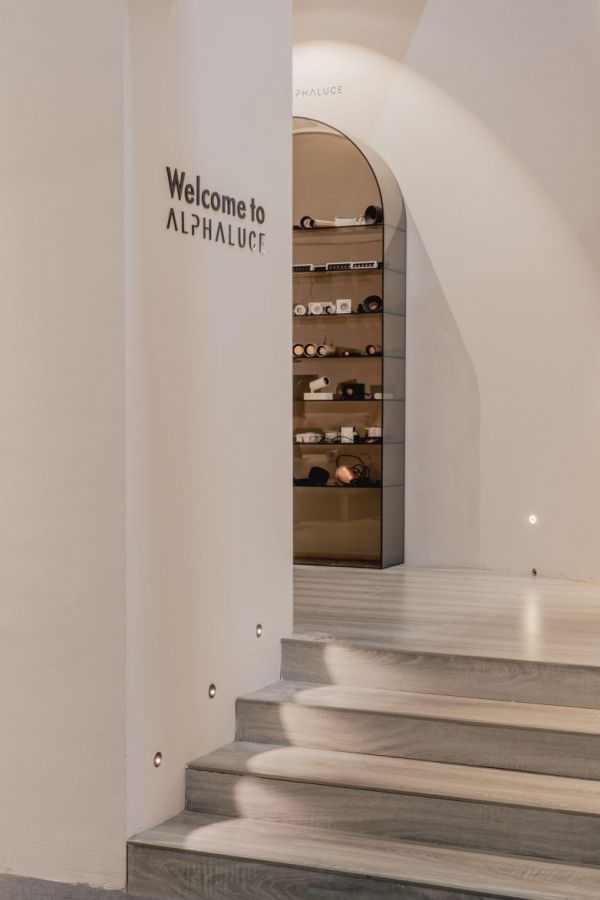ALPHALUCE Lighting Product