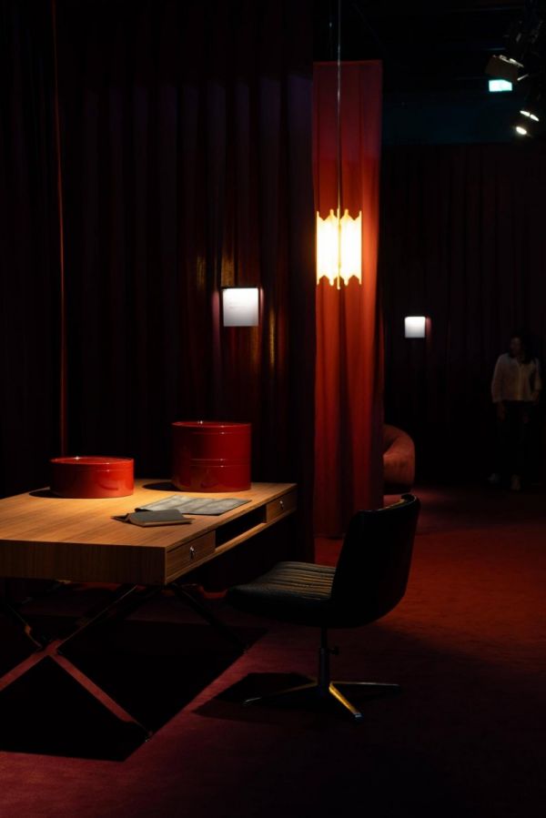 Additional Image of Président Desk