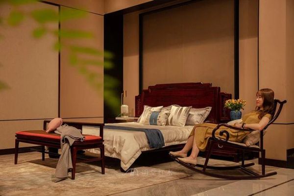 泰和园丝翎檀雕技艺