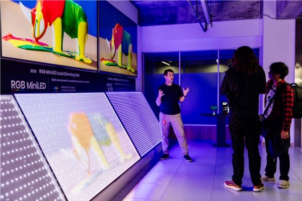 Hisense RGB-Mini LED TV Factory