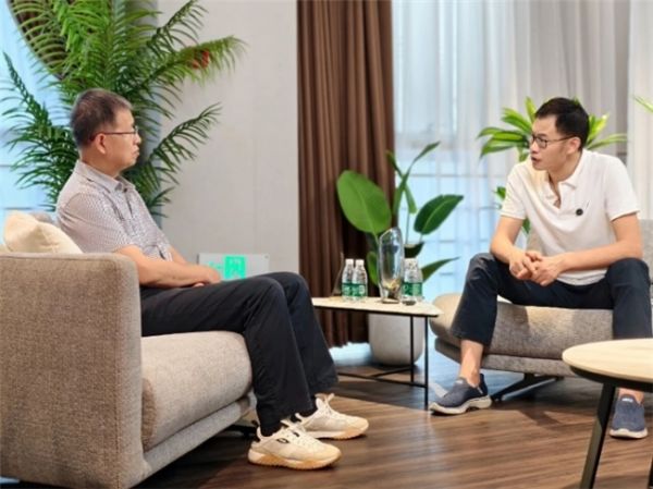 梦百合适老化智能床系列设计细节