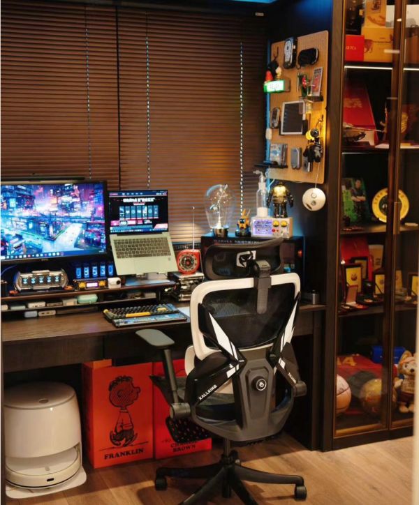 电竞椅测评图片