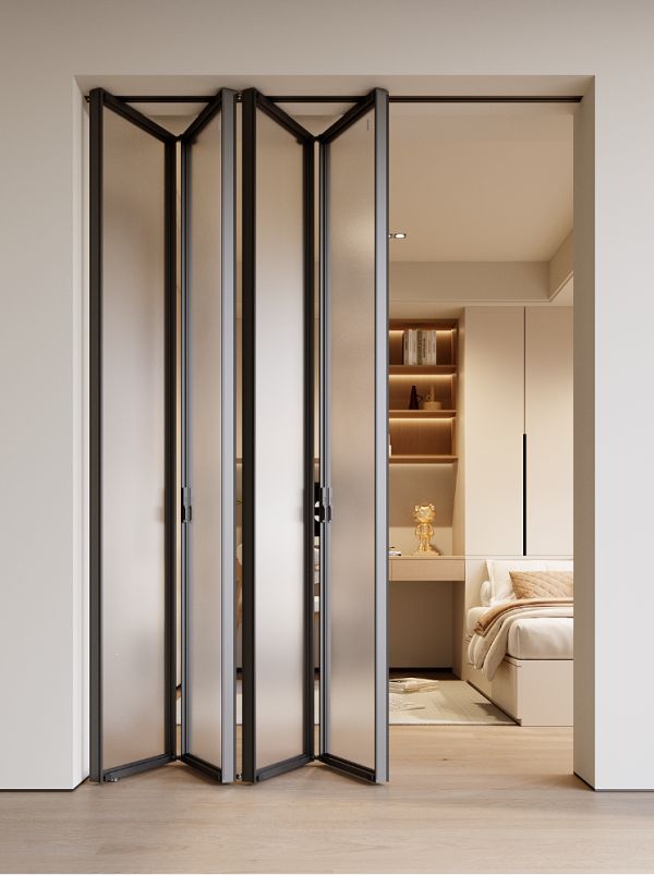 ZMKM Folding Door in Action