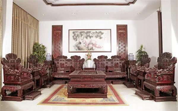 华厦大不同品牌图片