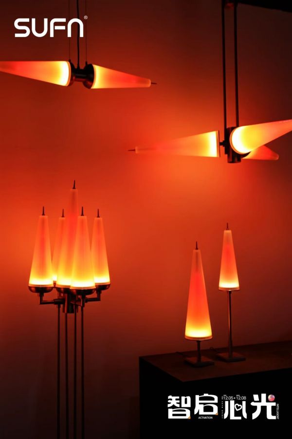 三峰登山节活动场景